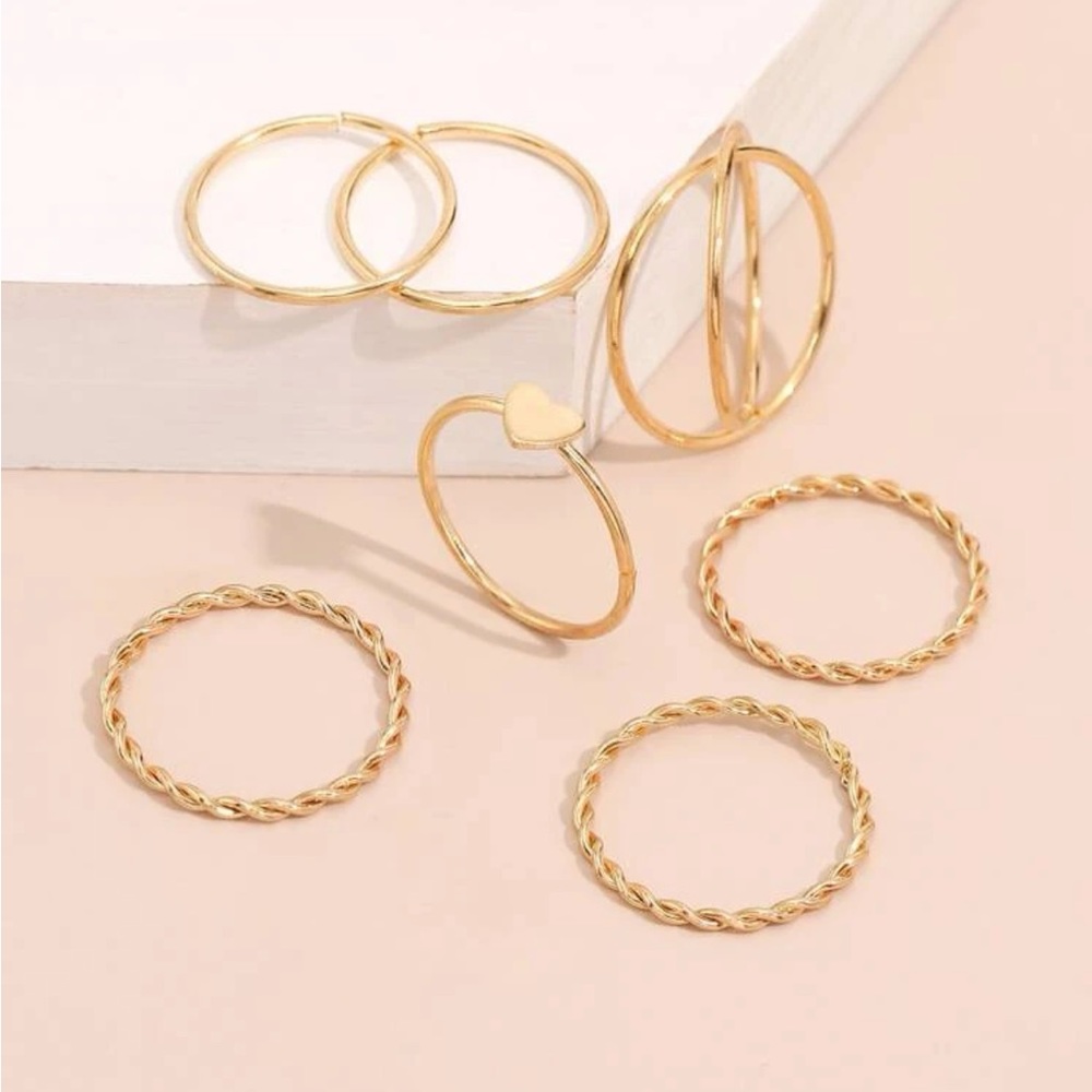 🎉 New Golden Heart & Twist Rope Rings Set of 8 - Picture 5 of 6